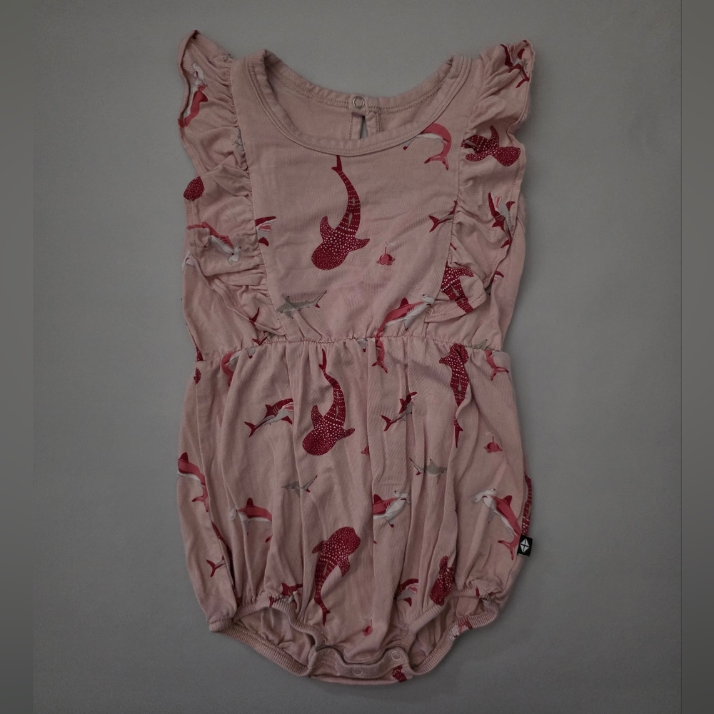 (EUC) Kyte Baby Bubble Romper in Blush Shark Size 18-24M